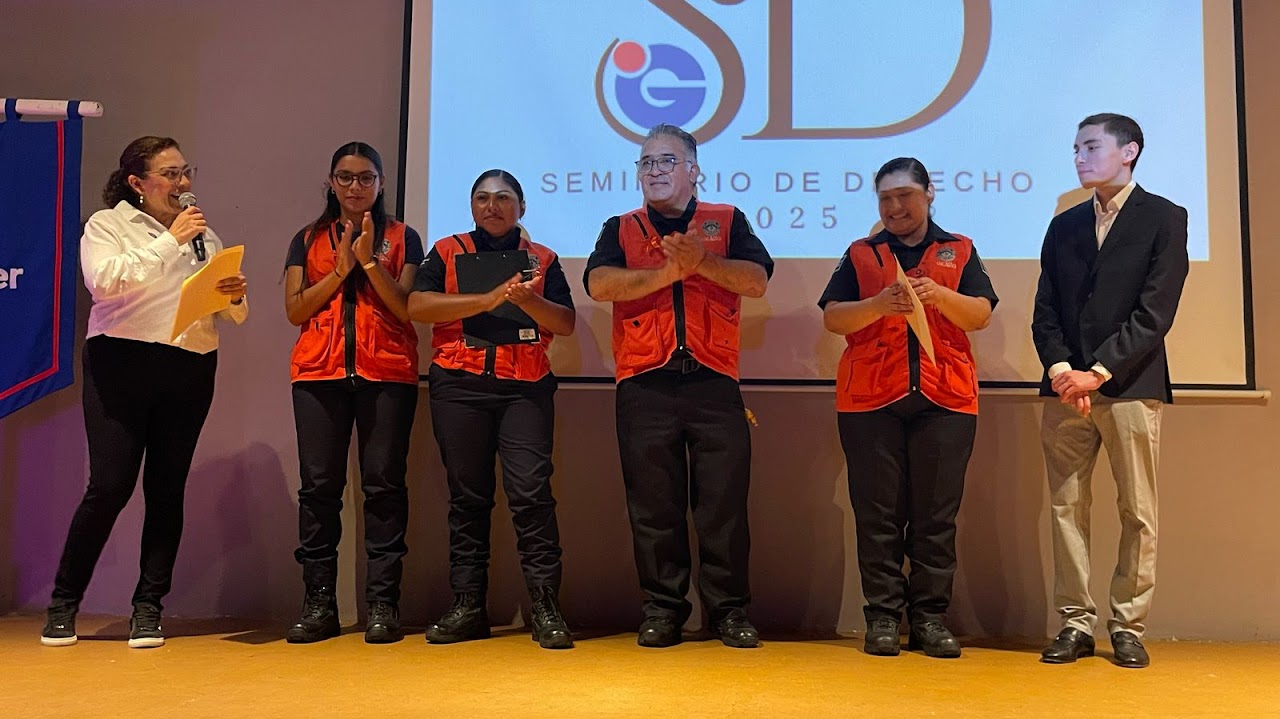 PARTICIPA GEAVIG EN SEMINARIO DE DERECHO CON ESTUDIANTES DEL COLEGIO GARDNER.