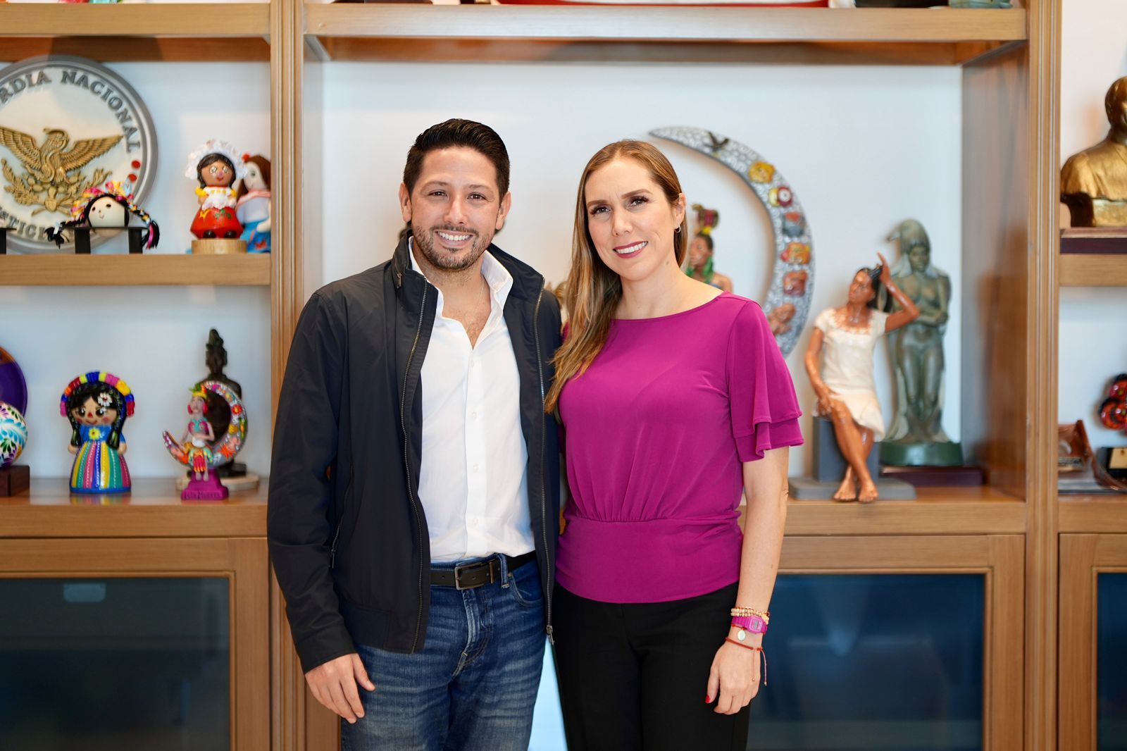 Renán Sánchez Tajonar se reúne con Atenea Gómez Ricalde para fortalecer la colaboración instituciona