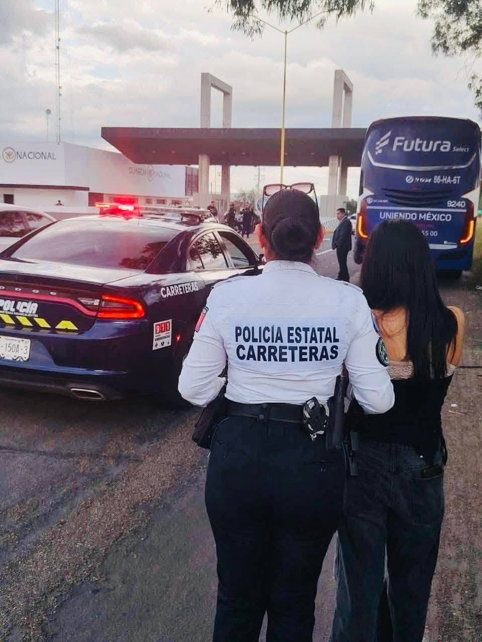 🚨➡️ RESCATAN A ADOLESCENTE QUE SE DIRIGÍA A ENCONTRARSE CON UN HOMBRE QUE LA ENGAÑÓ EN INTERNET