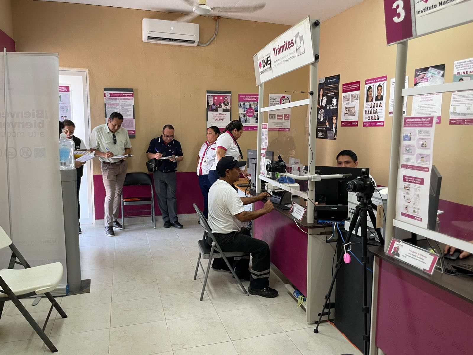 🗳️ INE exhorta a renovar credenciales que perderán vigencia al cierre de 2025