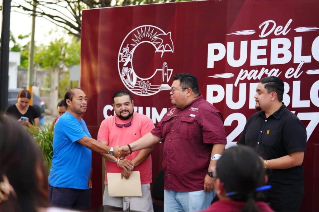 Jose Luis Chacón atiende de forma directa a ciudadanos en la décima Audiencia Pública ‘Día del Pueblo’